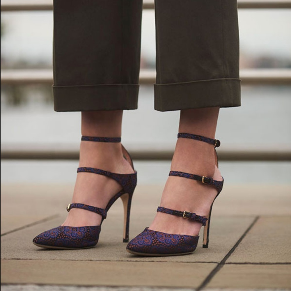 Club Monaco - Ankle Strap Pumps